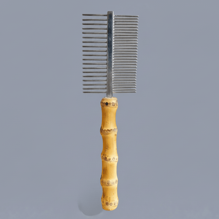 Bamboo Root Pet Flea & Tick Comb