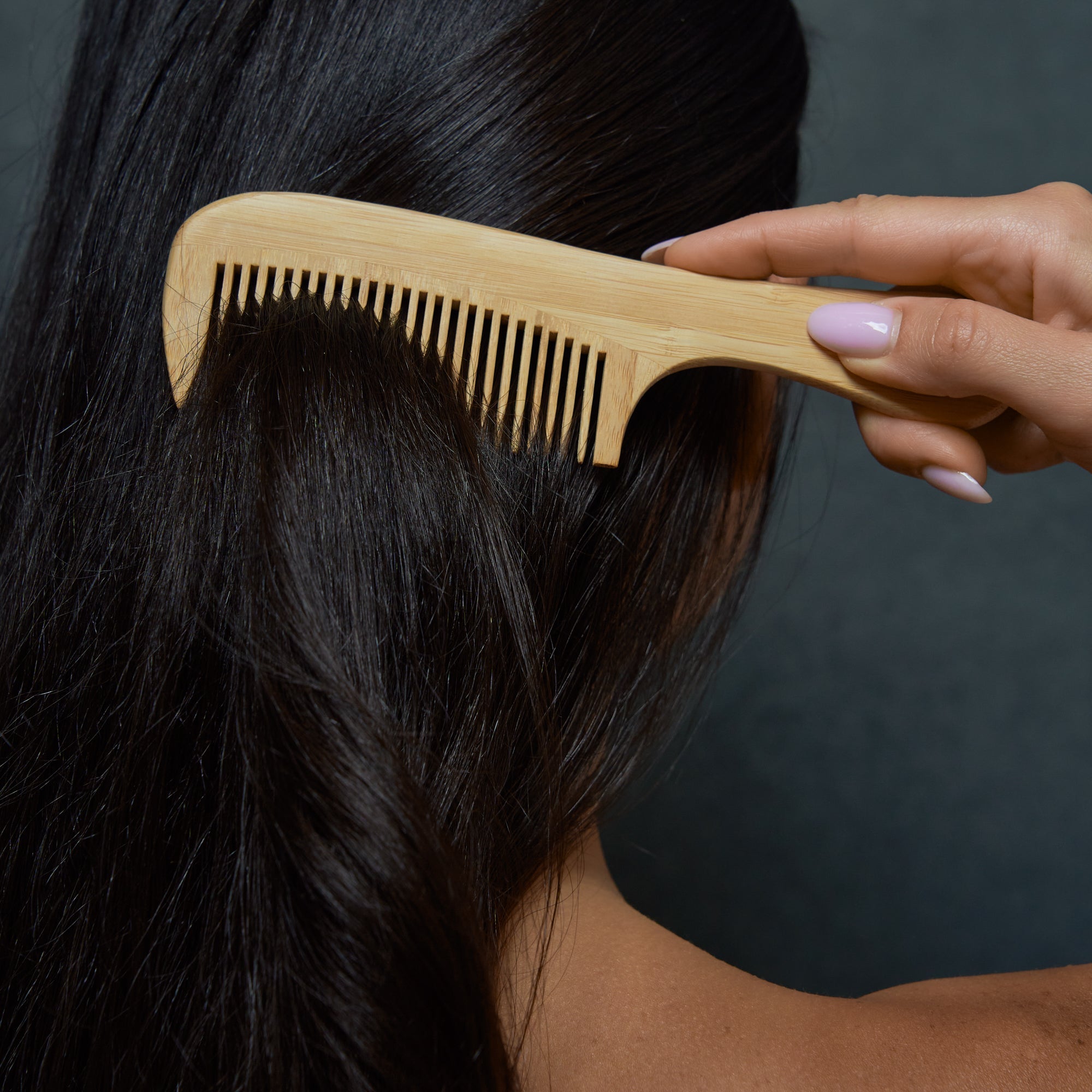 Bamboo Wide Tooth Comb with Handle | Pointed Tips